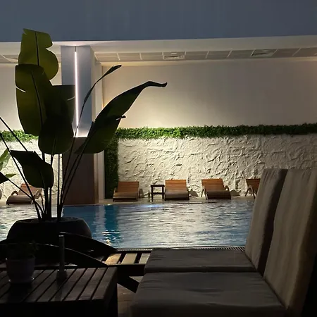 Skyline Retreat At Sky Towers With And Fitness Access Apartment Skopje